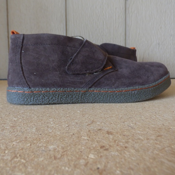 hush puppies rubber shoes